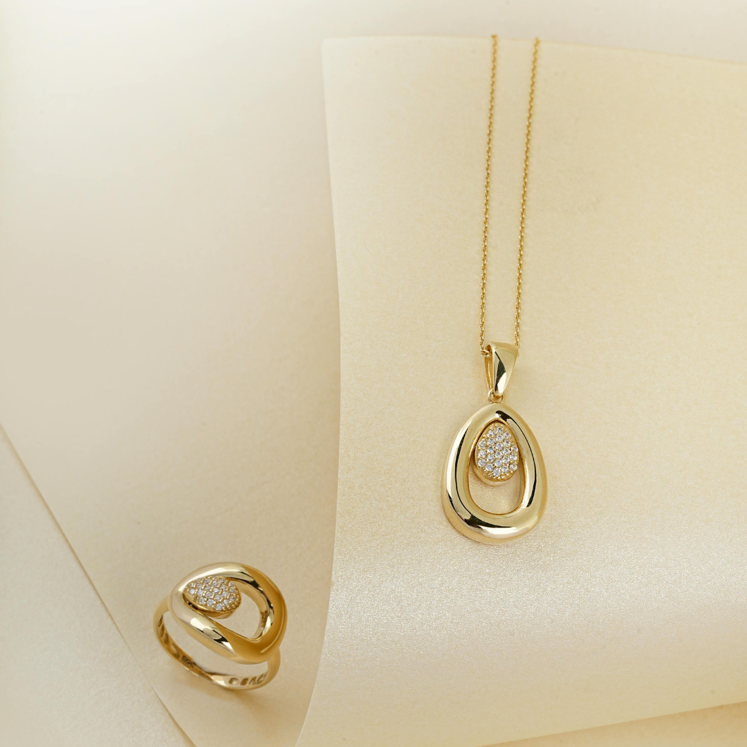 Luxury locket