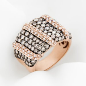 Radiant Pearl Diamond Stud ring​